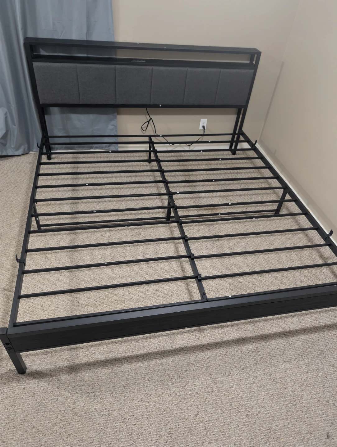King Size Bed with 12" Hybrid Mattress &it's  Protector