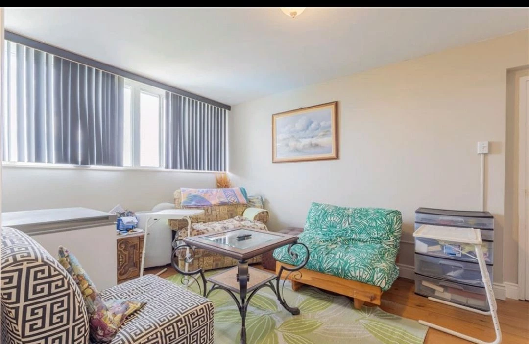 All-inclusive Stanley Park 1-bedroom condo - photo 3