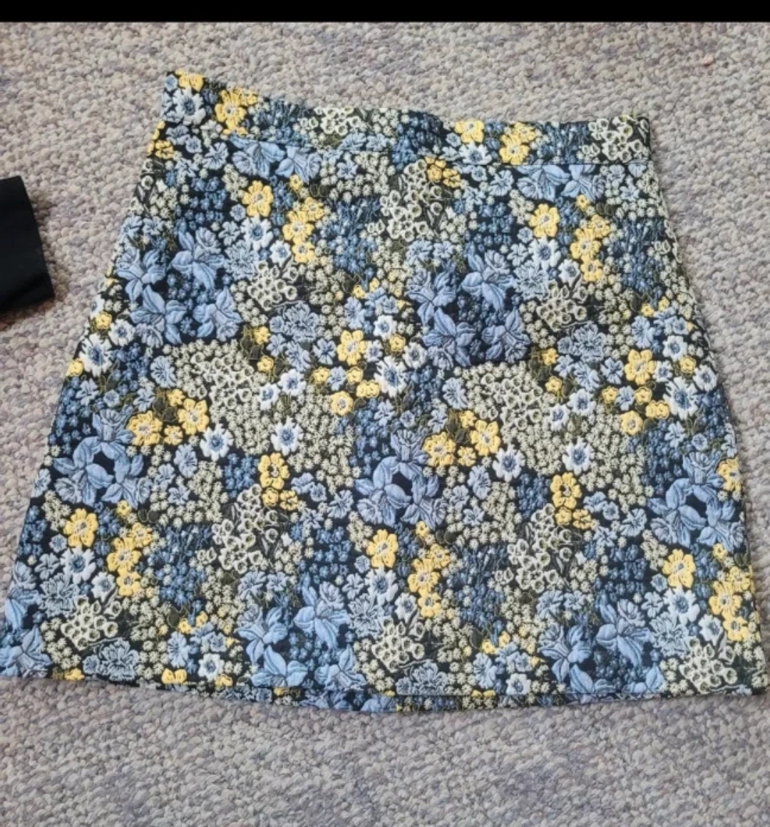 Floral skirt