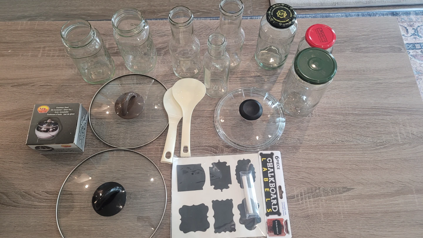 Kitchen Assortment: Jars, Lids, Rice Spoons & Chalkboard Labels
