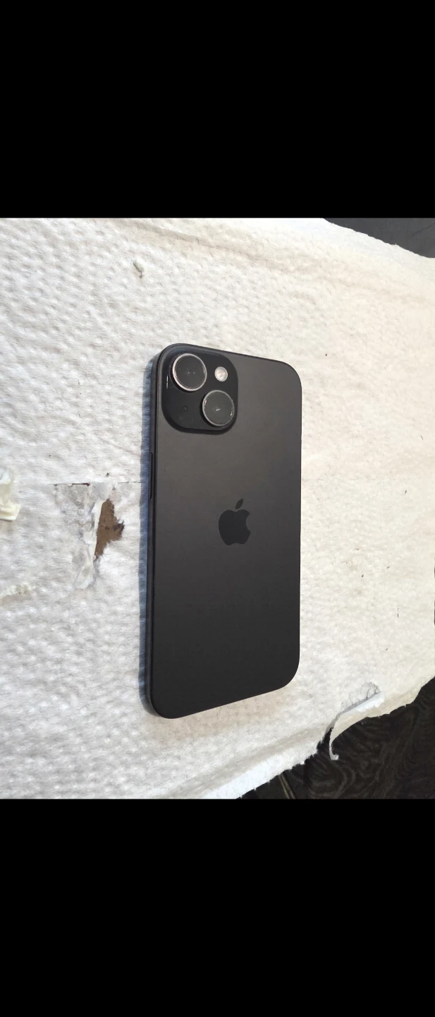 iPhone 15 128gb unlocked - photo 2