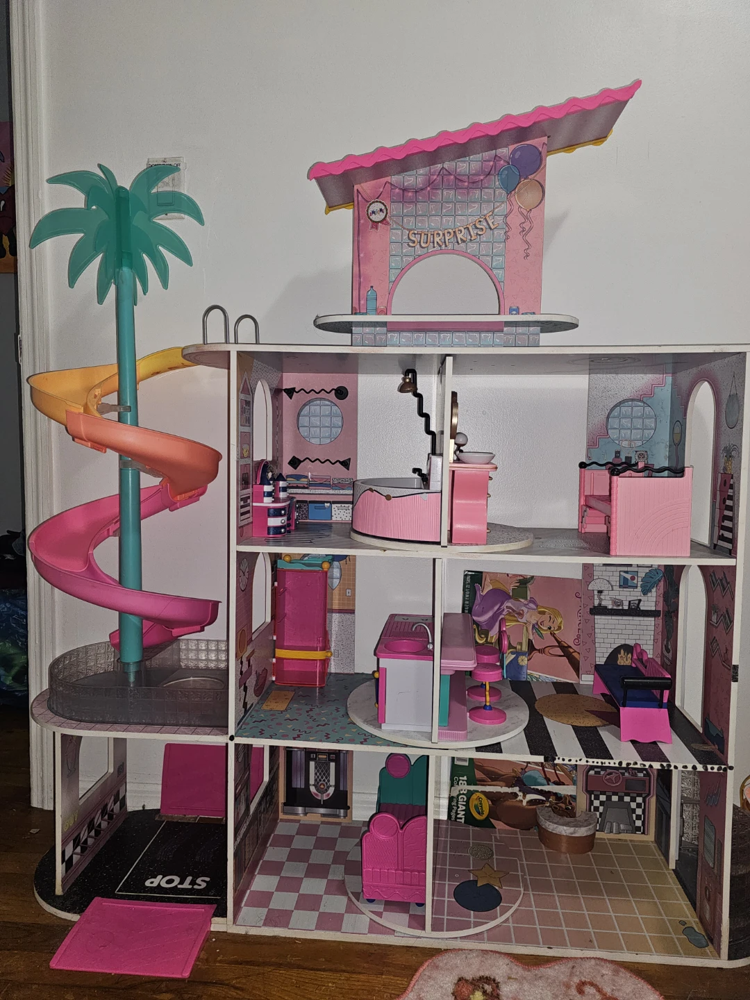 Barbie Dollhouse with Pool and Slide - photo 2