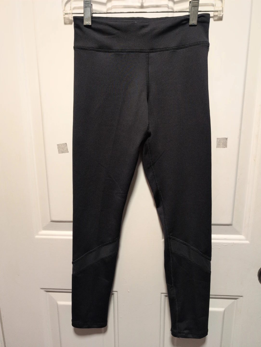Old Navy Active Black leggings Size L (10-12)