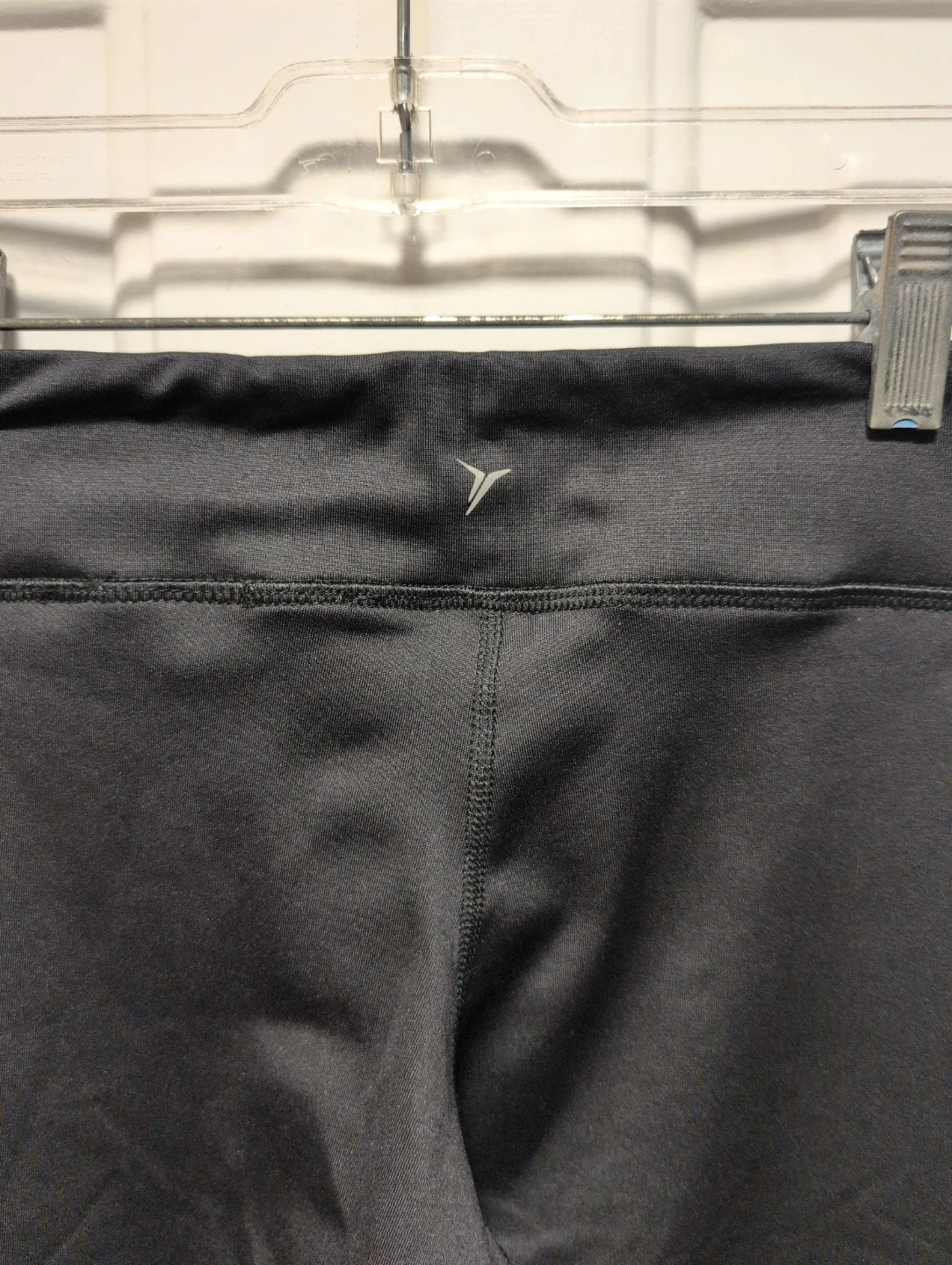 Old Navy Active Black leggings Size L (10-12) - photo 4