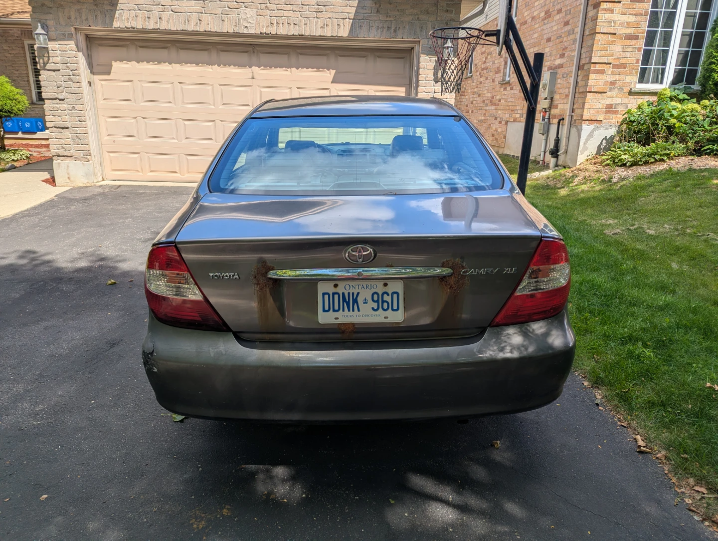 Car - Toyota Camry 2003