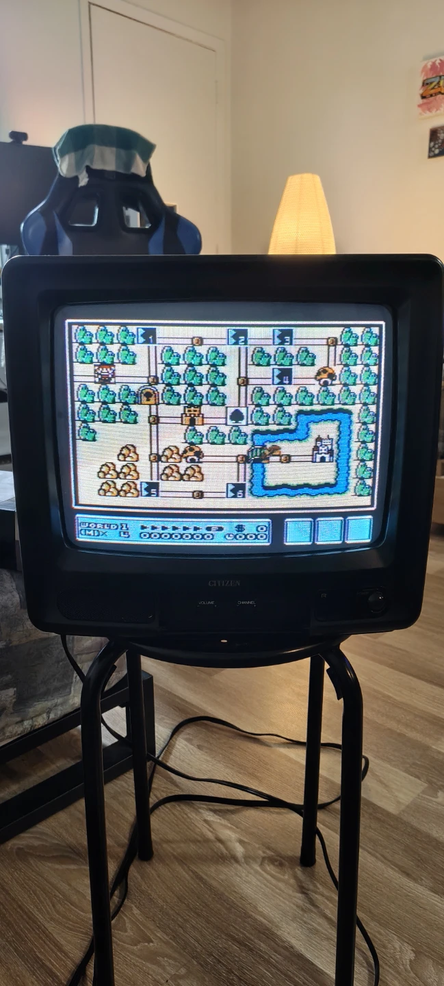 13" CRT TV
