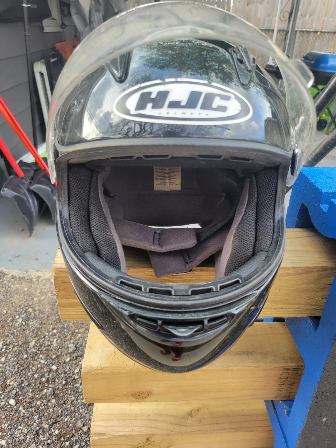 USED HJC MOTORCYCLE HELMET MEDIUM
