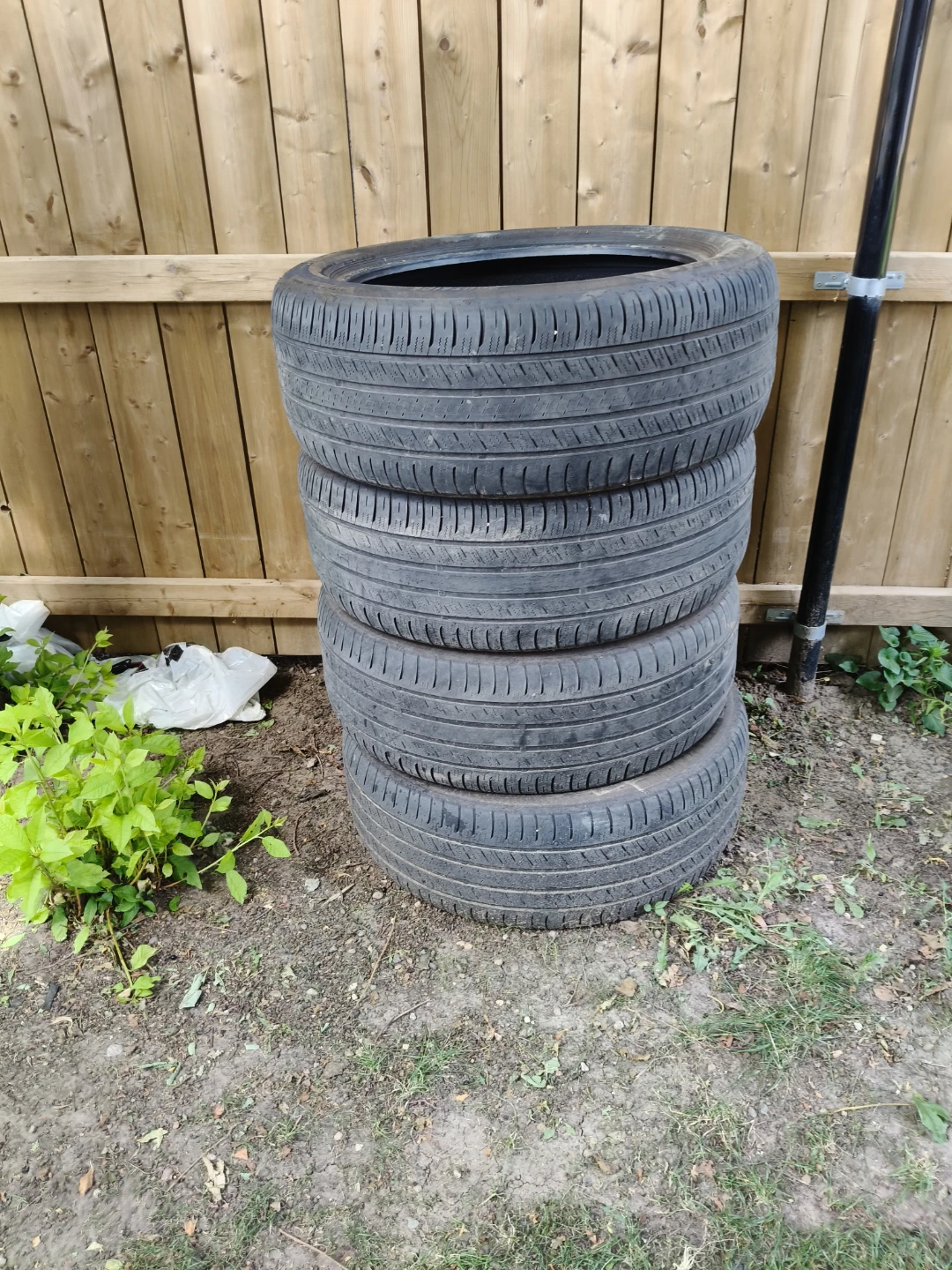 Set of 4 Tires 275/45R21 110W