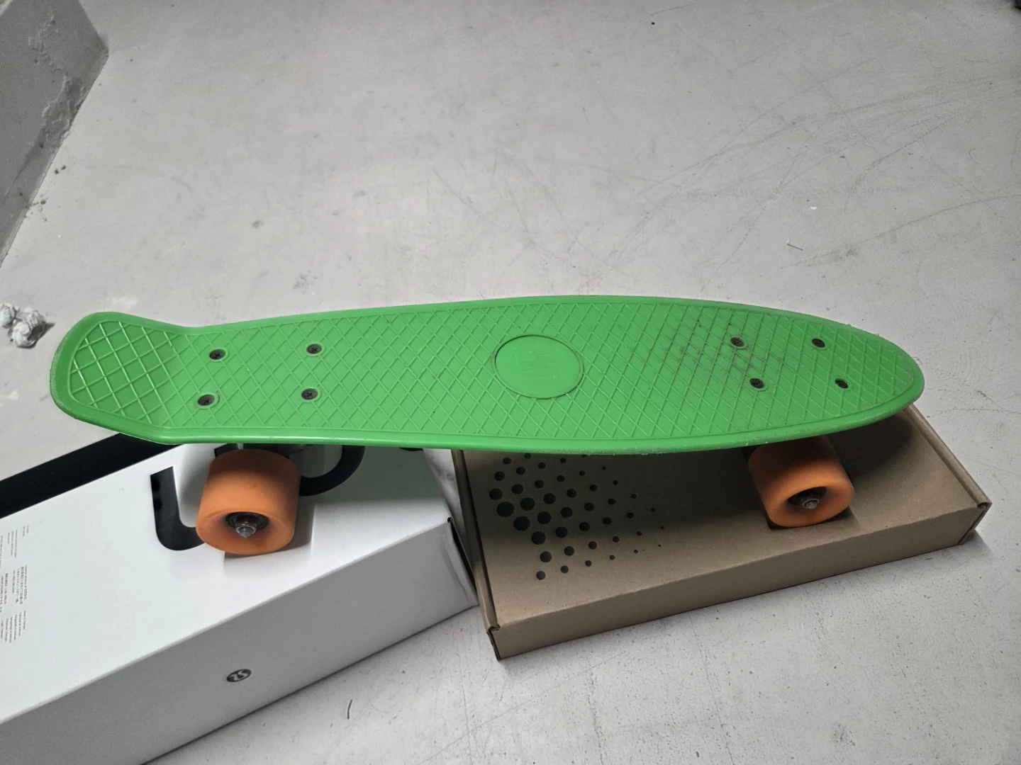 Green Skateboard - photo 3