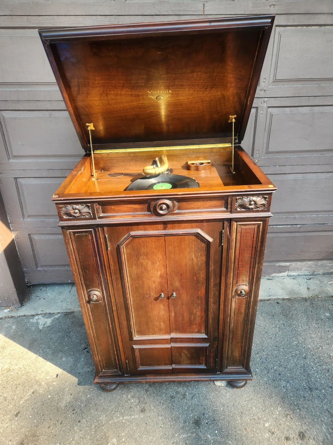 Victor orthophonic  victrola credenza  the talking machine