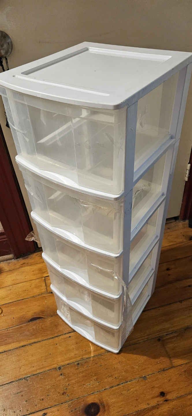 5-tier plastic dresser