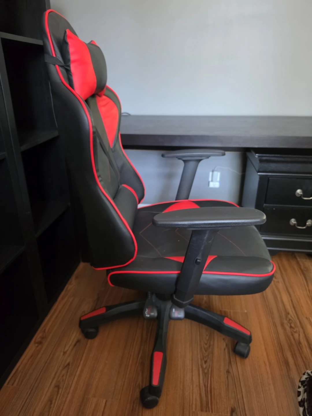 SK Gaming Racing Style Chair - photo 2