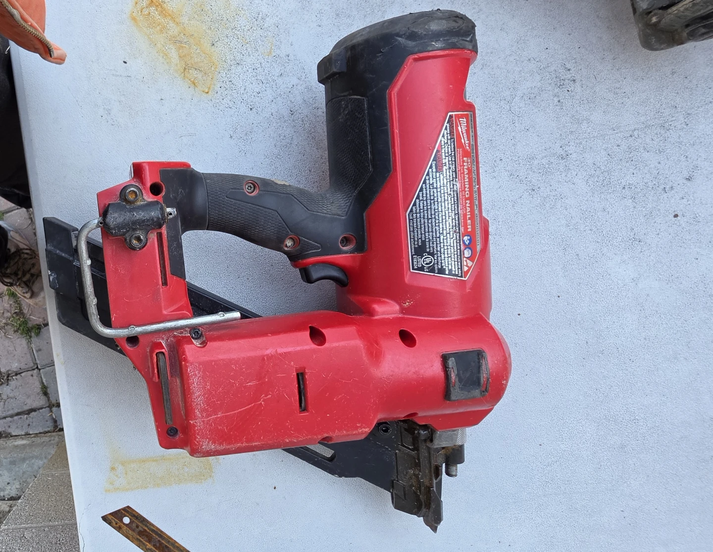 Milwaukee M18 FUEL Framing Nailer - photo 2