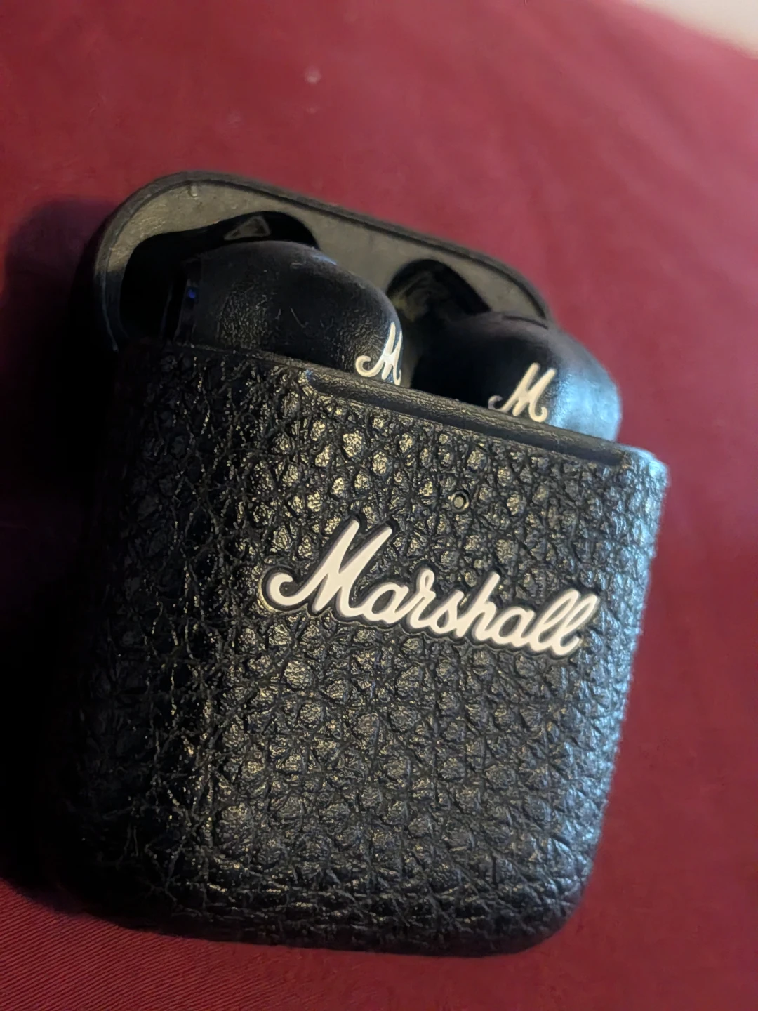 Marshall Bluetooth ear buds - photo 3