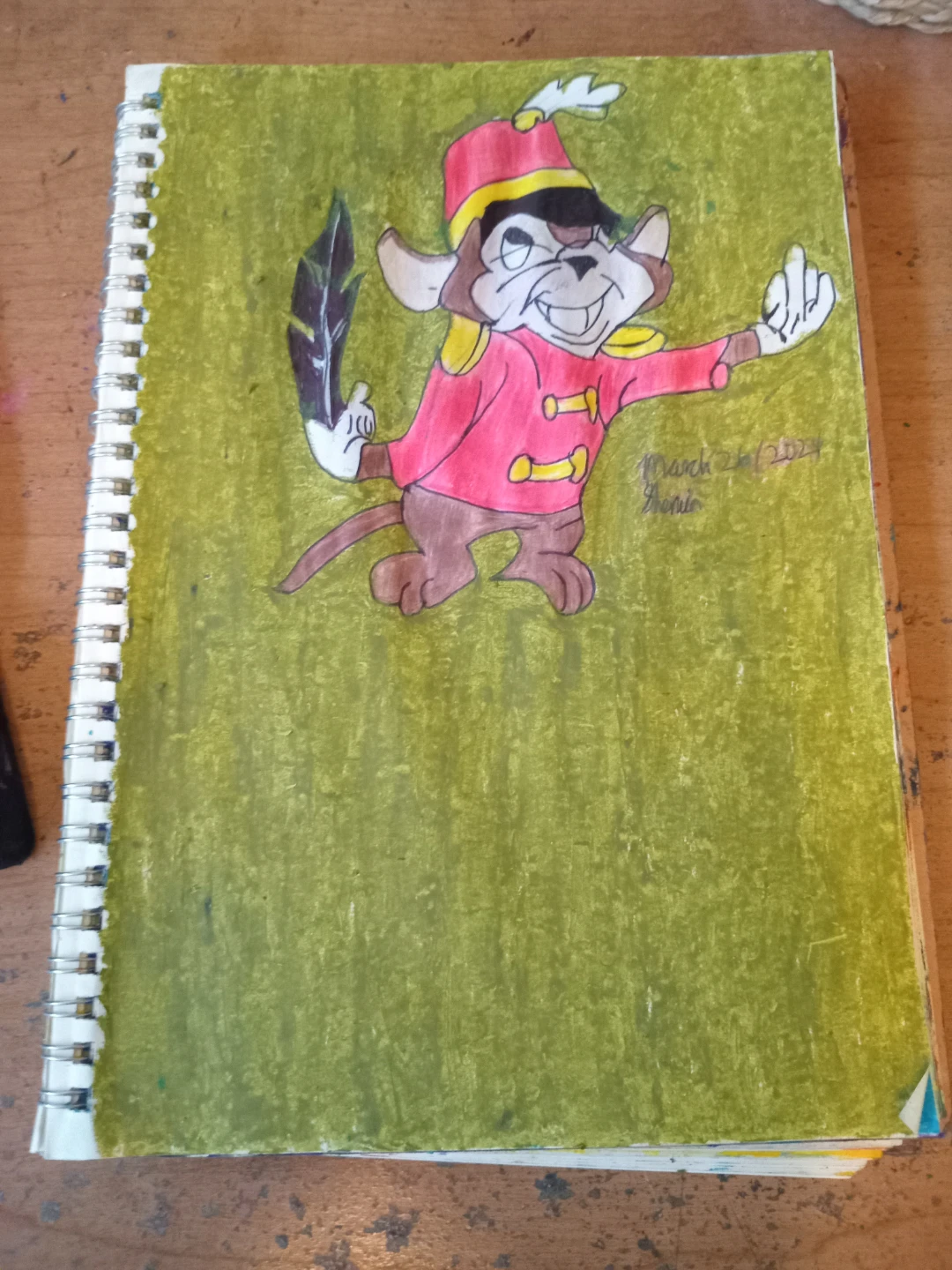 GREEN BACKGROUND: MOUSE CHARACTER