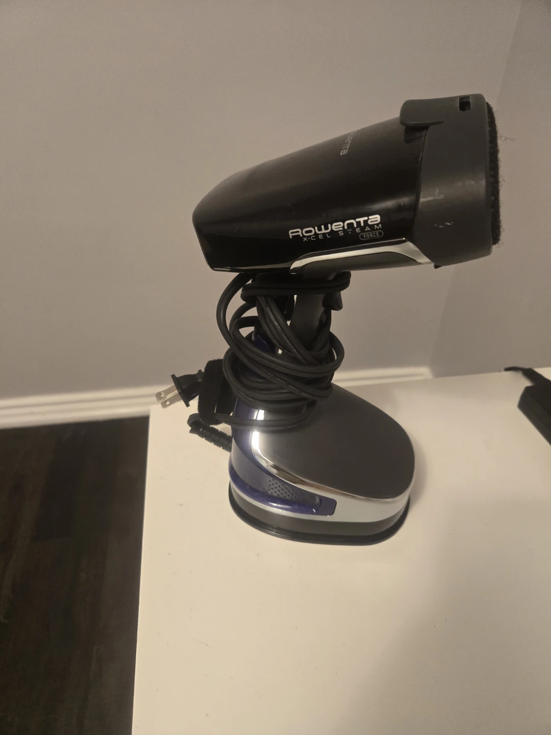 Rowenta Garment Steamer - photo 2
