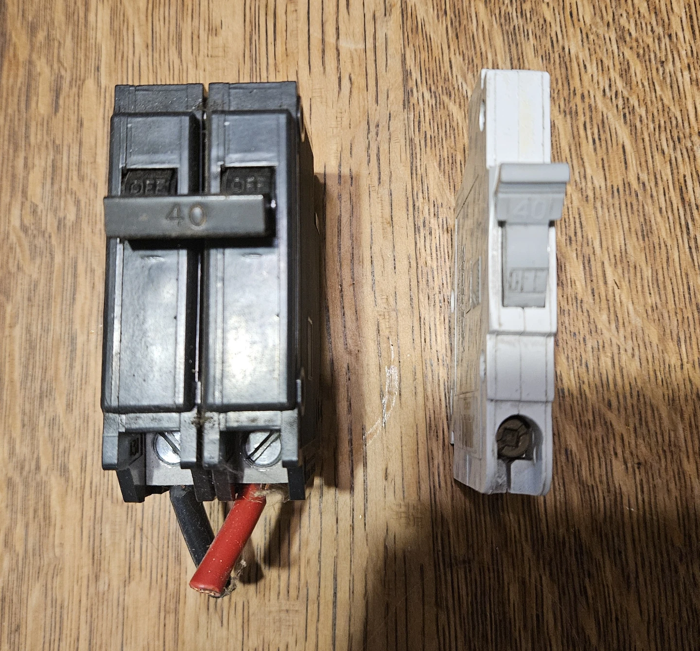 Electrical Circuit Breakers 15, 30, 40, 100A Single/ Dual - photo 4