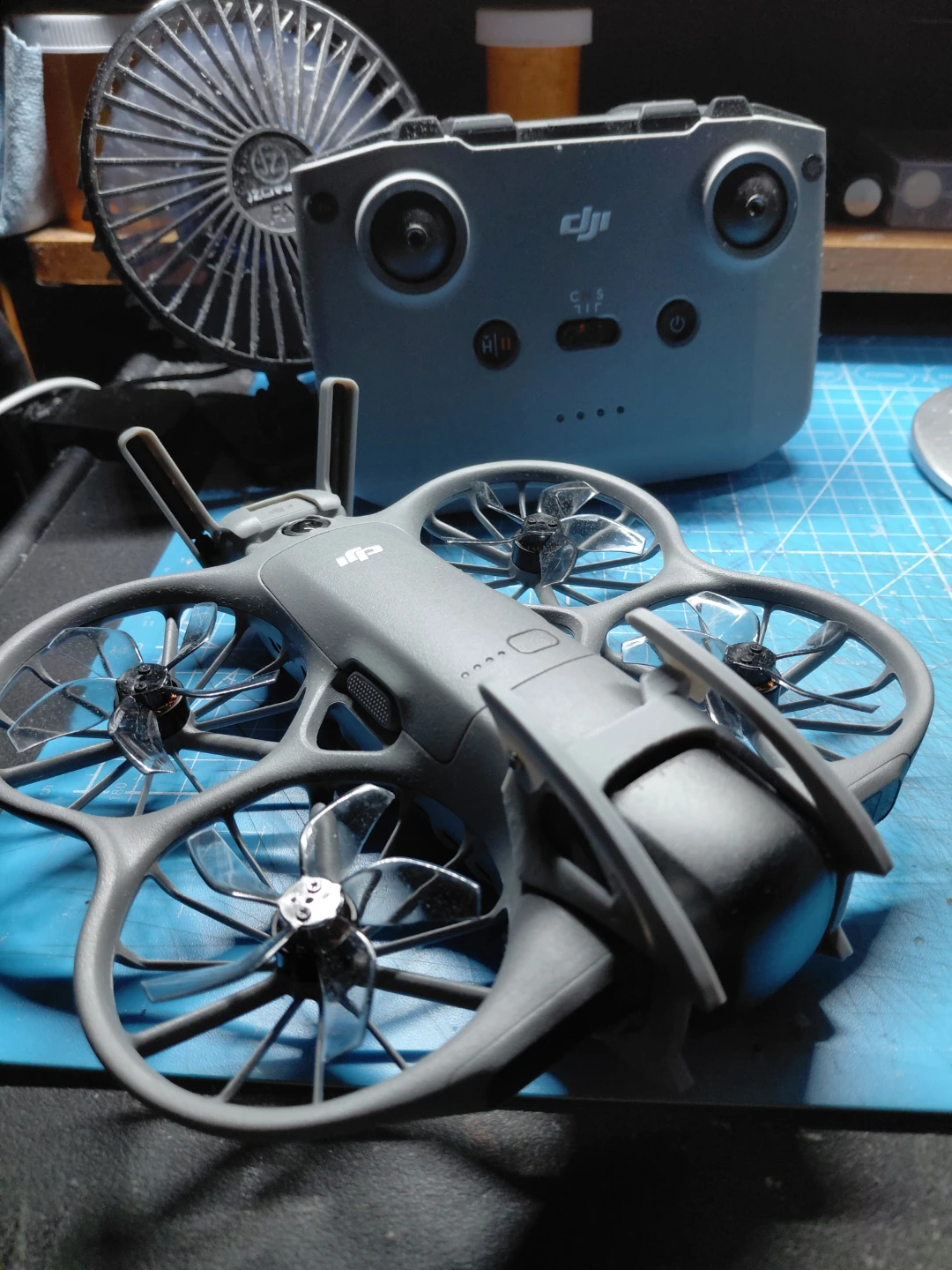 DJI Neo 2 FPV Drone and Controller Combo - photo 4