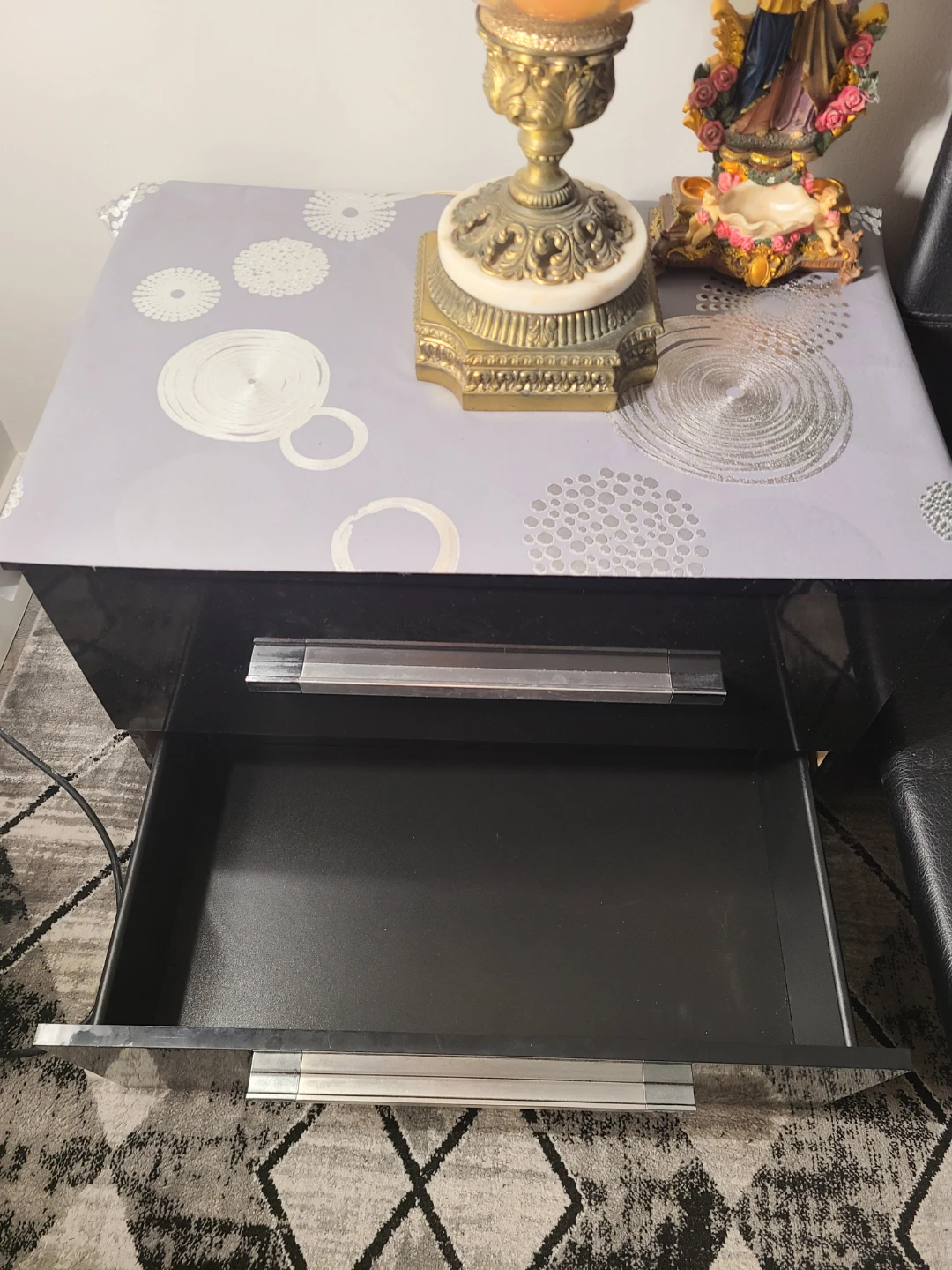 2 Black 2-Drawer glossy Nightstand W 28 × D 18.5× H 22 - photo 2