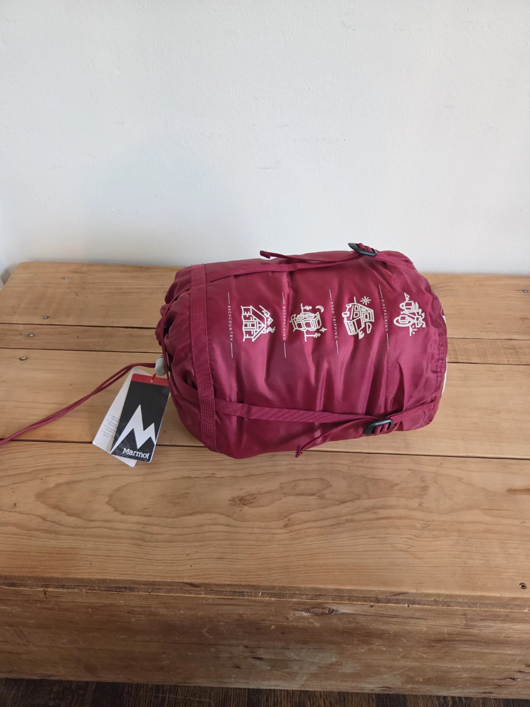 New Marmot Nanowave 45°F / 7°C Synthetic Sleeping Bag