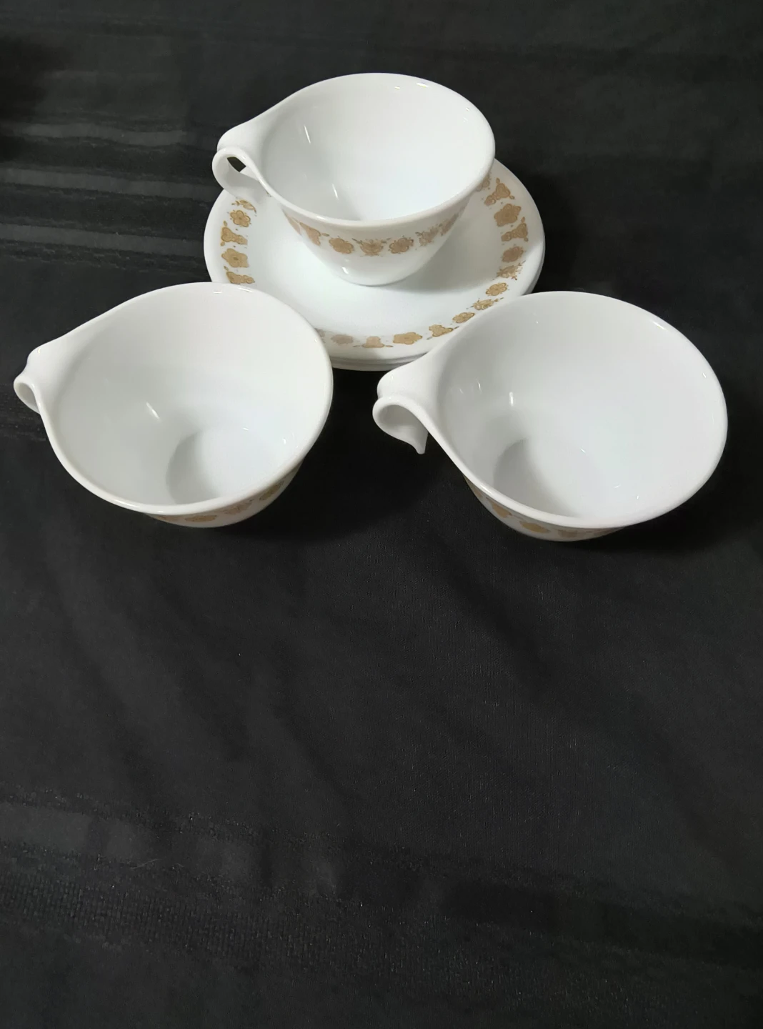 Corelle Livingware Teacups and Saucers Set of 3 - Butterfly Gold - photo 4