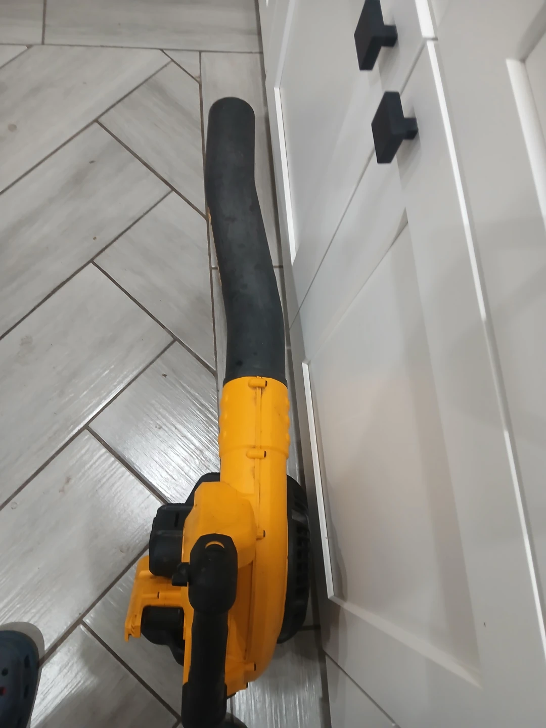 DEWALT XR Brushless Blower - photo 3