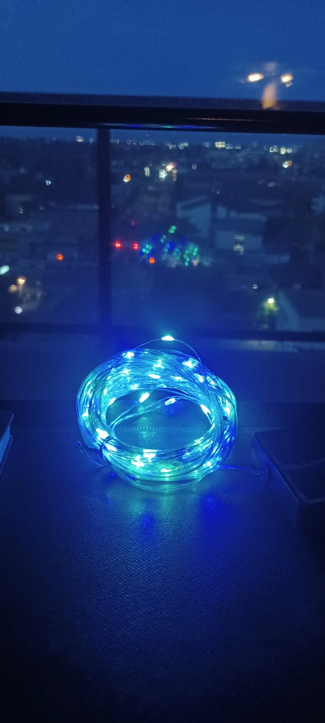 (BRAND NEW) 32m Solar Powered LED String Lights - Multicolour - photo 4