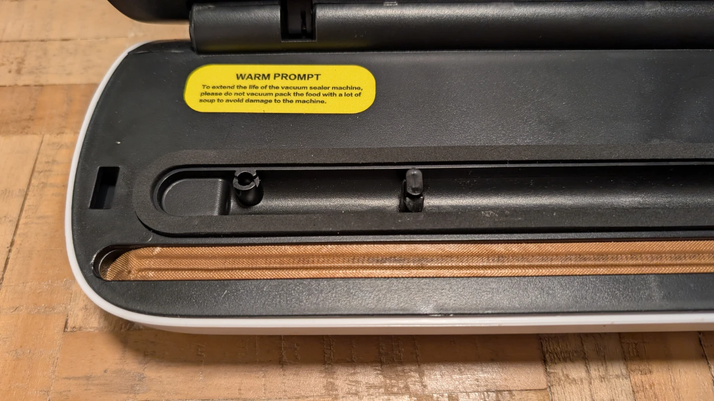 Compact Food Vacuum Sealer - photo 4