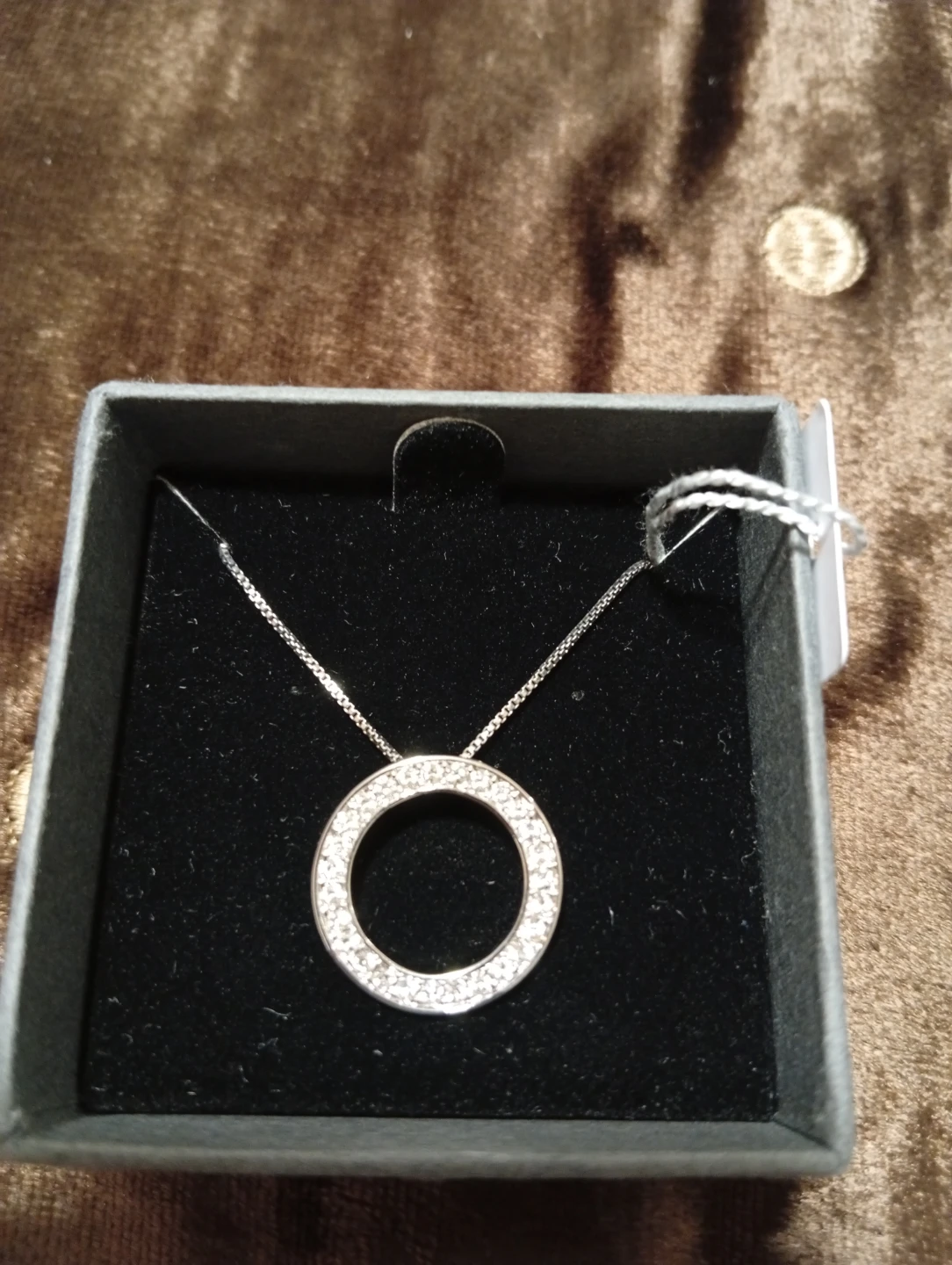 NIC & SYD Circle Pendant Necklace with Swarovski Crystals