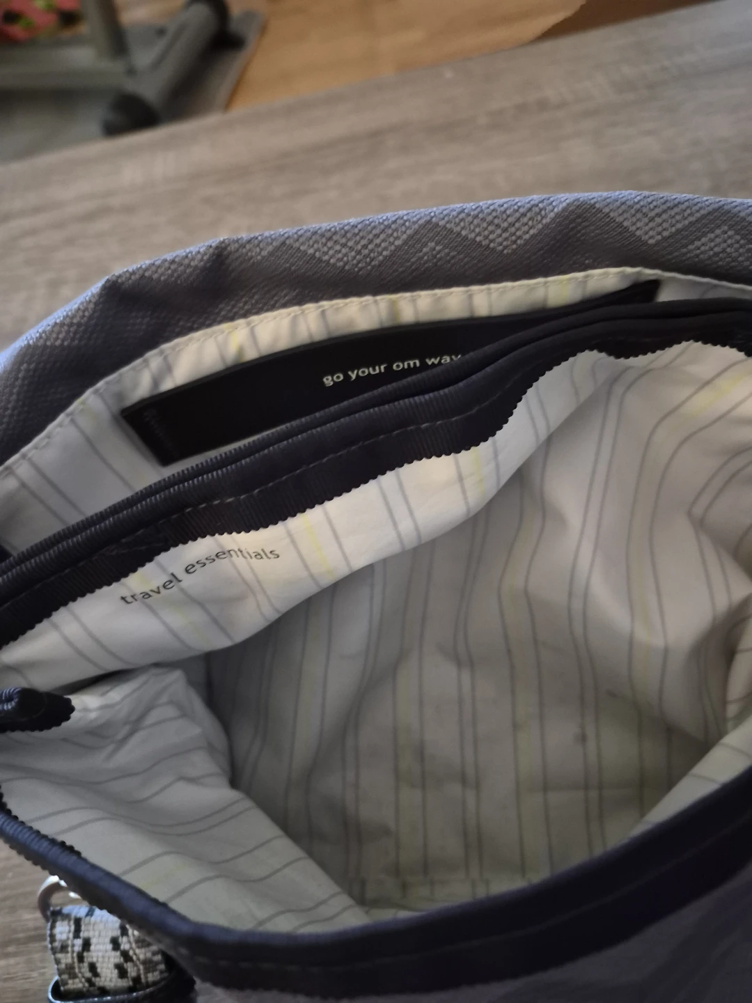 Lululemon crossbody - photo 5