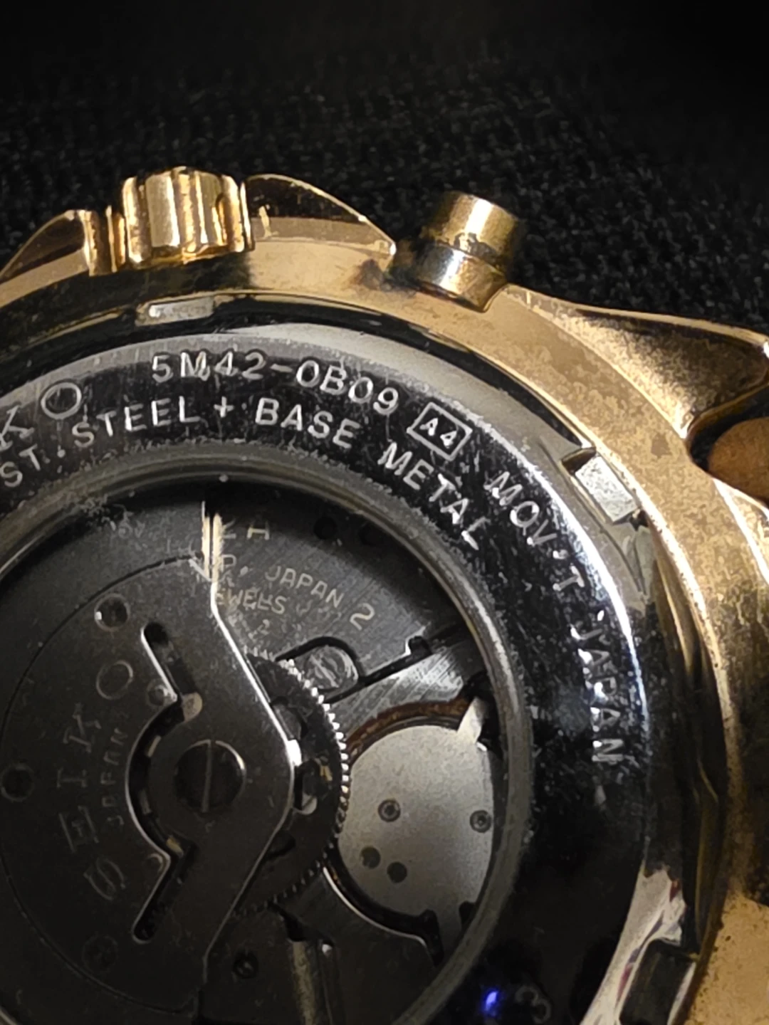 Seiko Kinetic Sports 100 Gold Tone Watch - photo 4
