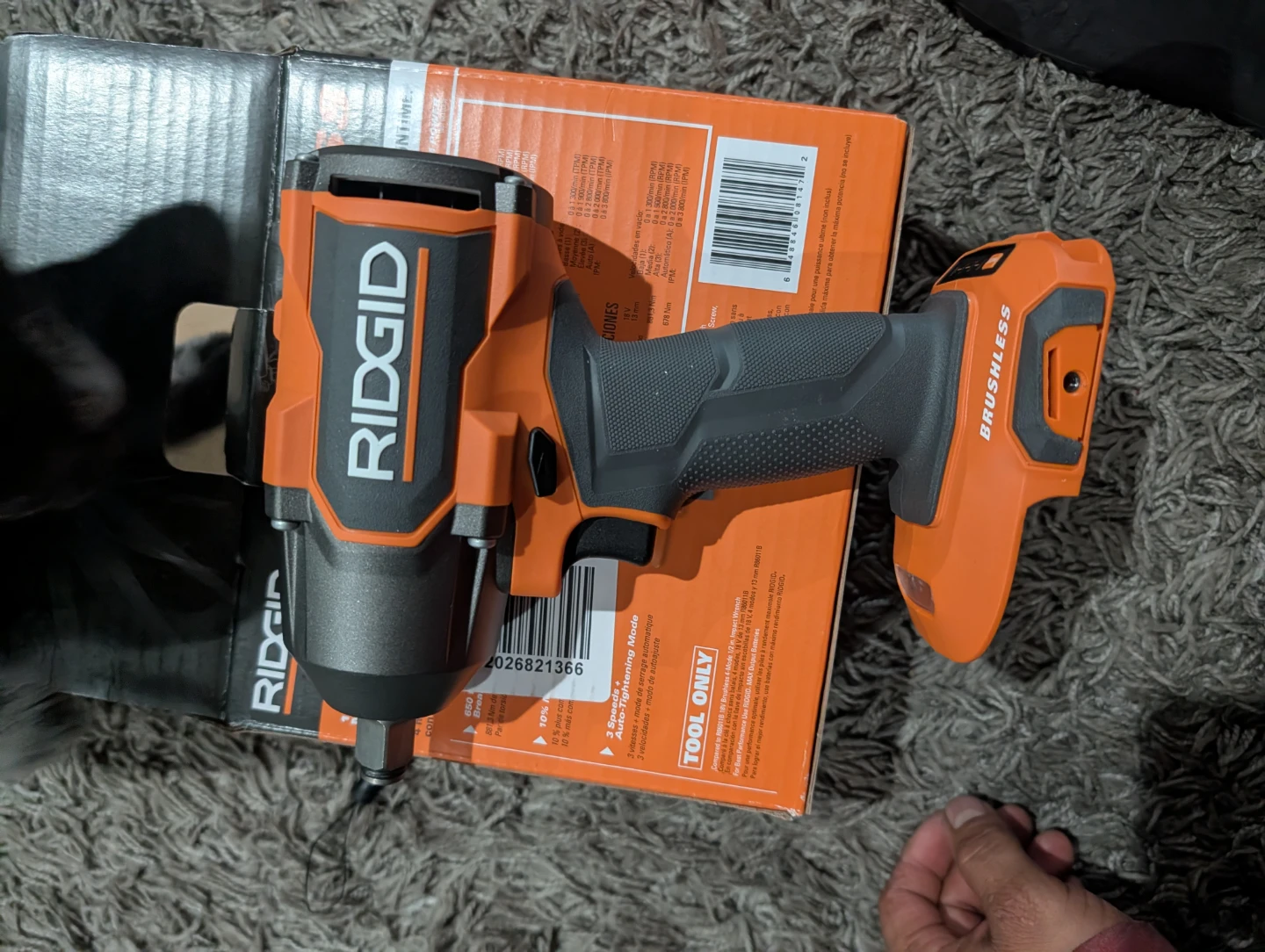 RIDGID 18V Brushless 1/2 inch Impact Wrench R86012