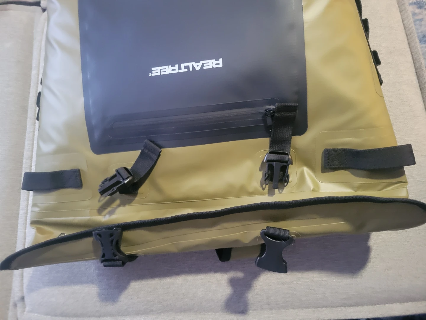 REALTREE BACKPACK COOLER  NEW. - photo 5