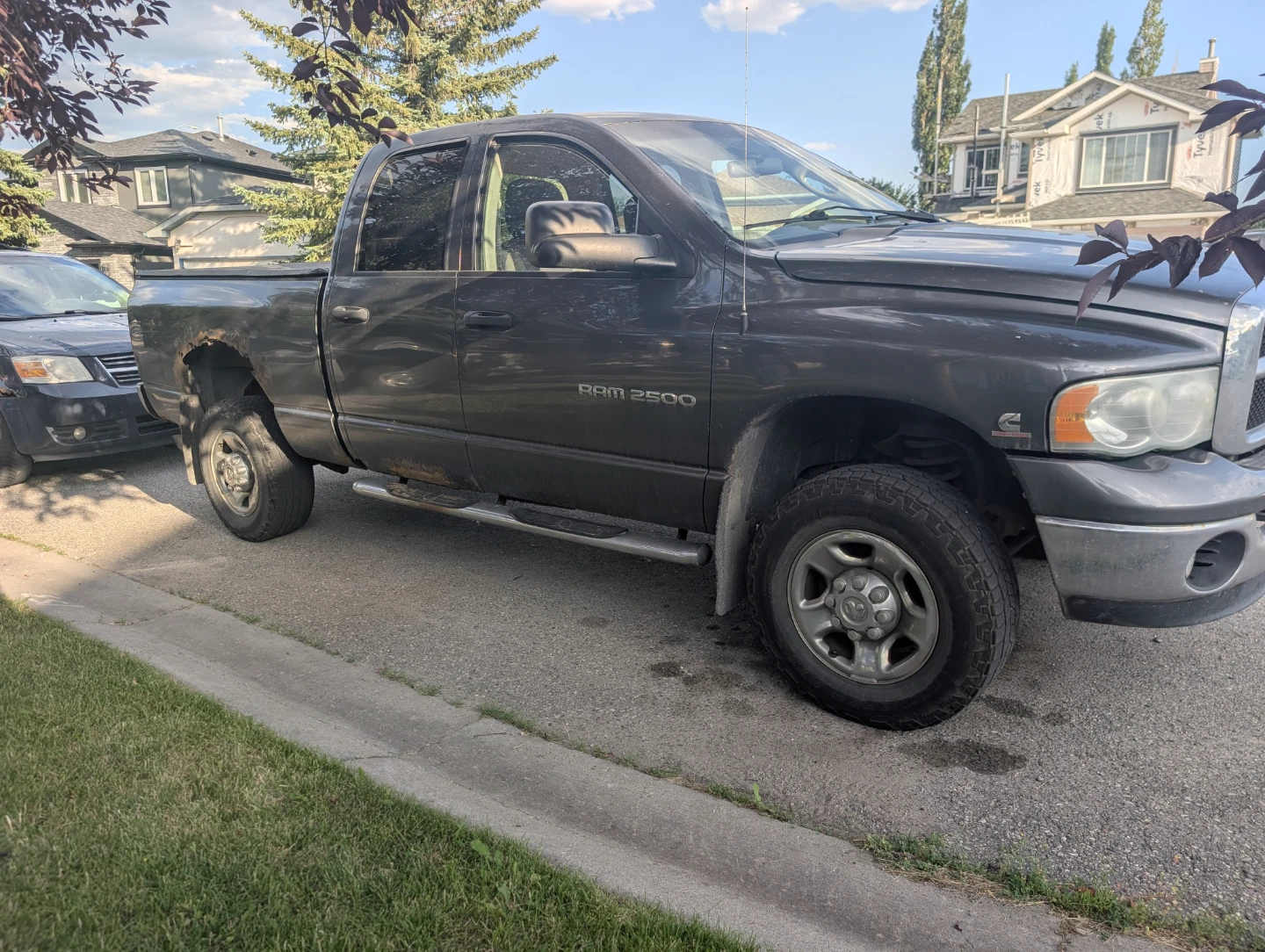 Dodge Ram 2500 Heavy Duty Pickup Truck