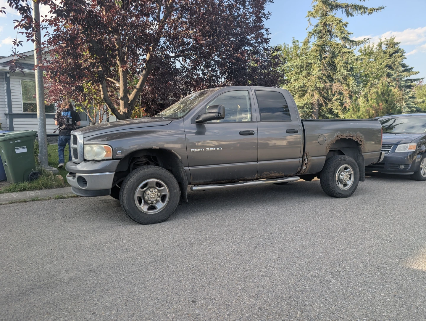 Dodge Ram 2500 Heavy Duty Pickup Truck - photo 4