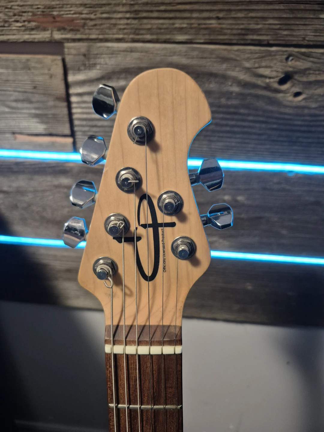 OLP Silhouette electric guitar - photo 3