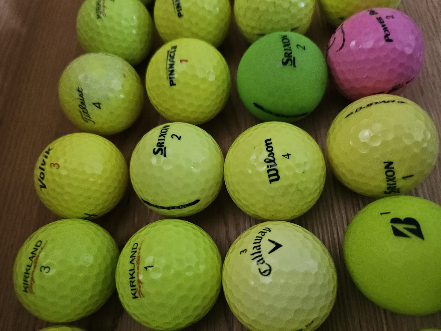 Mixed Brand Golf Balls (24 balls mostly yellow) - photo 3