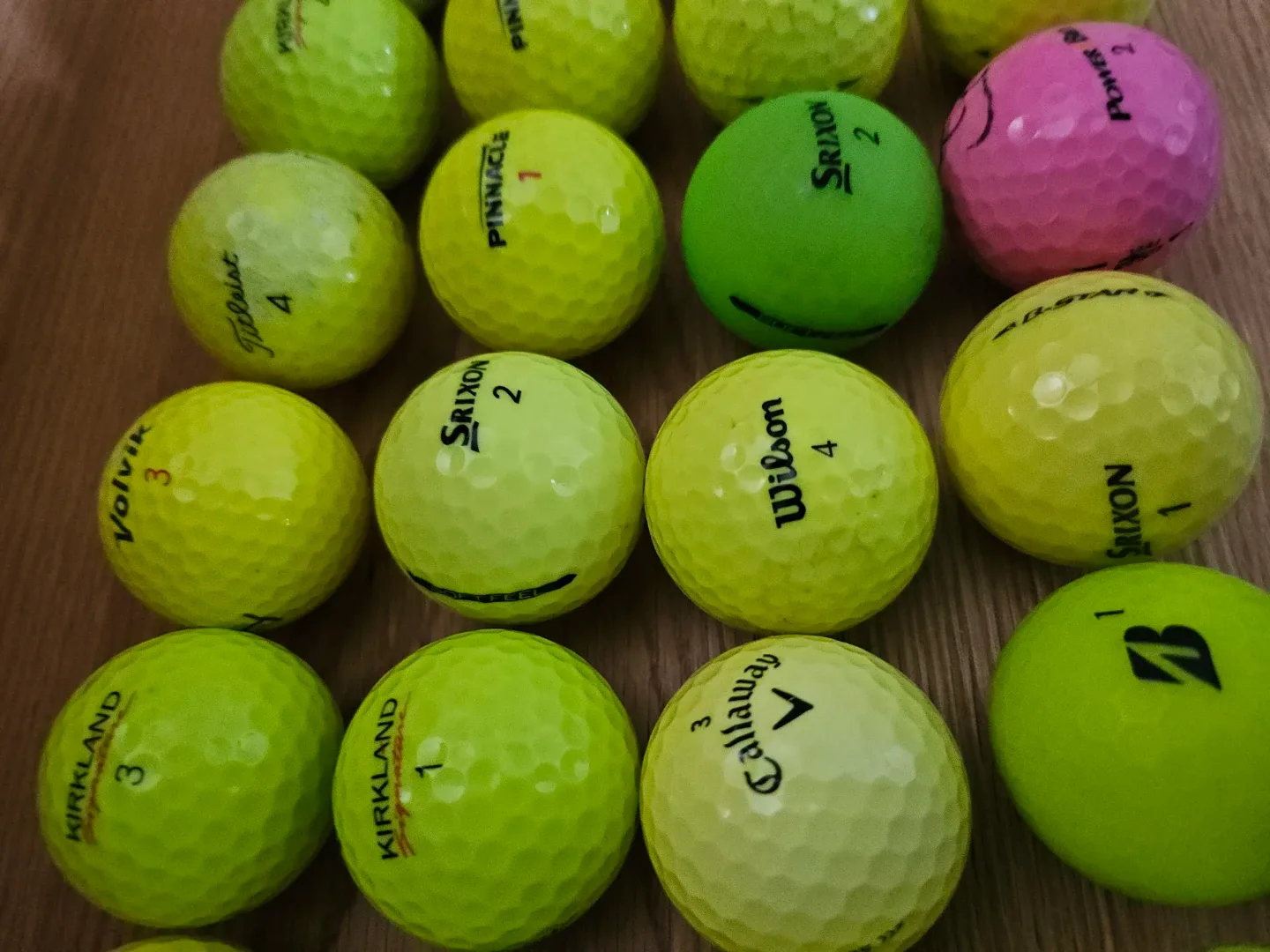 Mixed Brand Golf Balls (24 balls mostly yellow) - photo 3