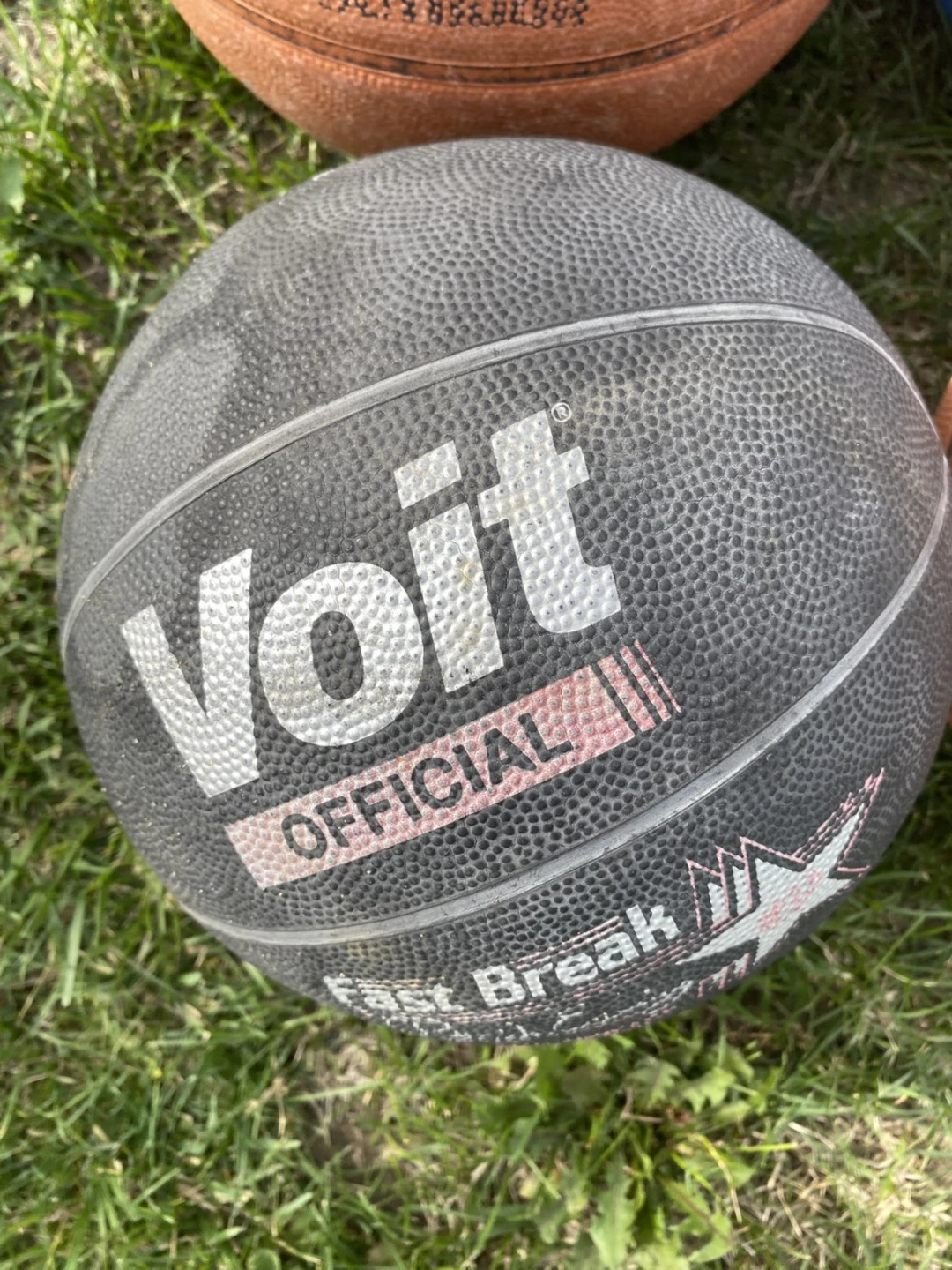 Lot of 7 Basketballs - photo 3