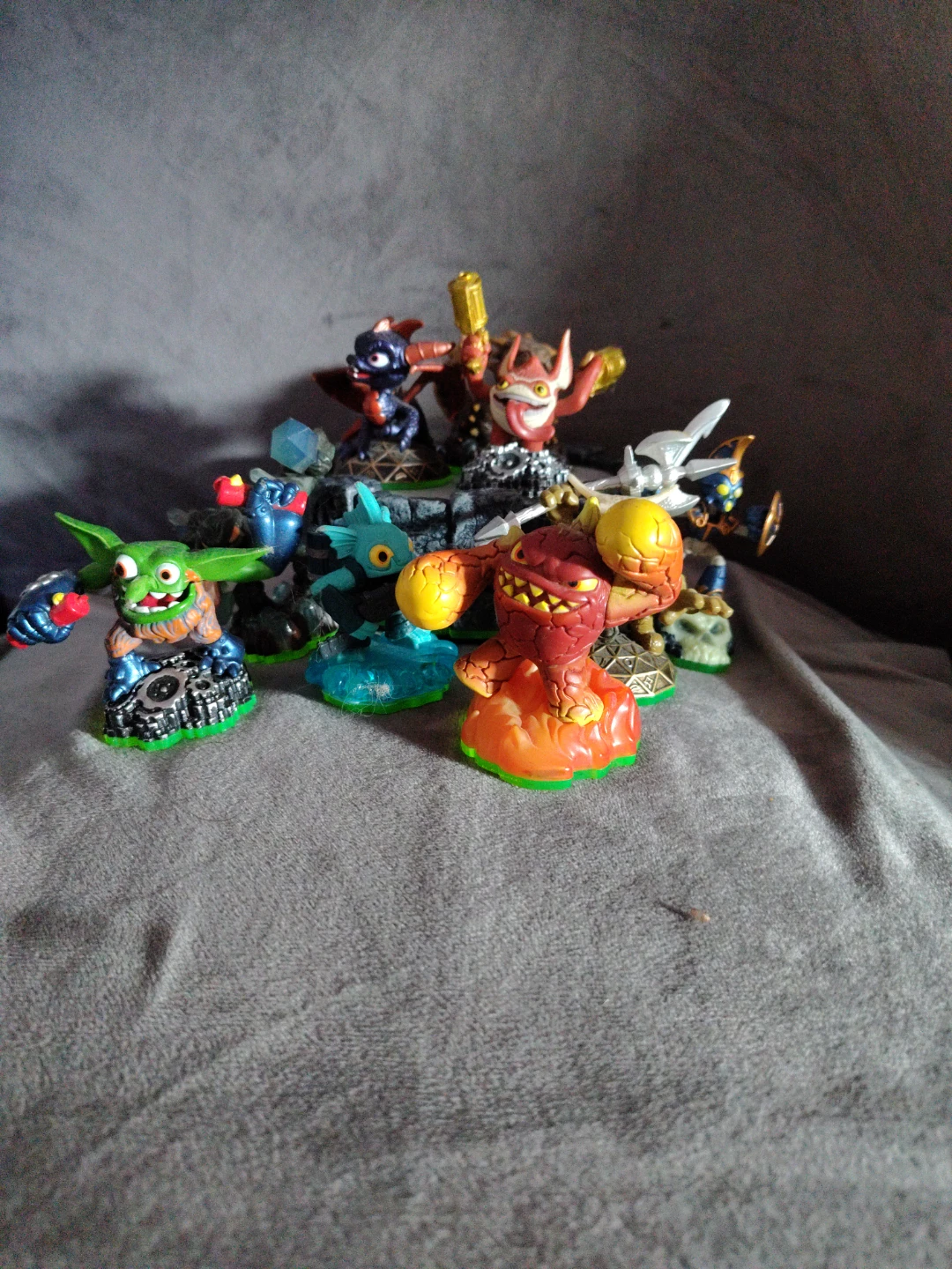 Skylanders Figures Lot
