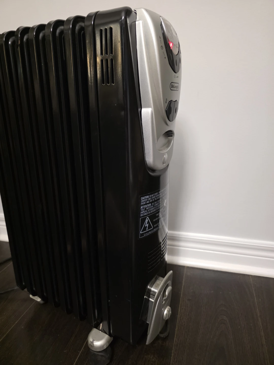 DeLonghi Oil-Filled Radiator Heater - photo 2