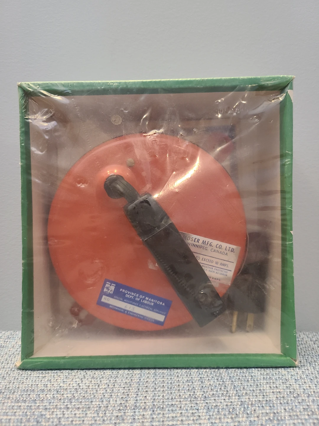 Moser Hide-a-Cord Retractable Auto Heater Cord
