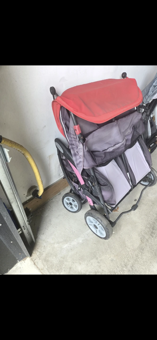 Quadruple Stroller -fits 4- Red and Grey