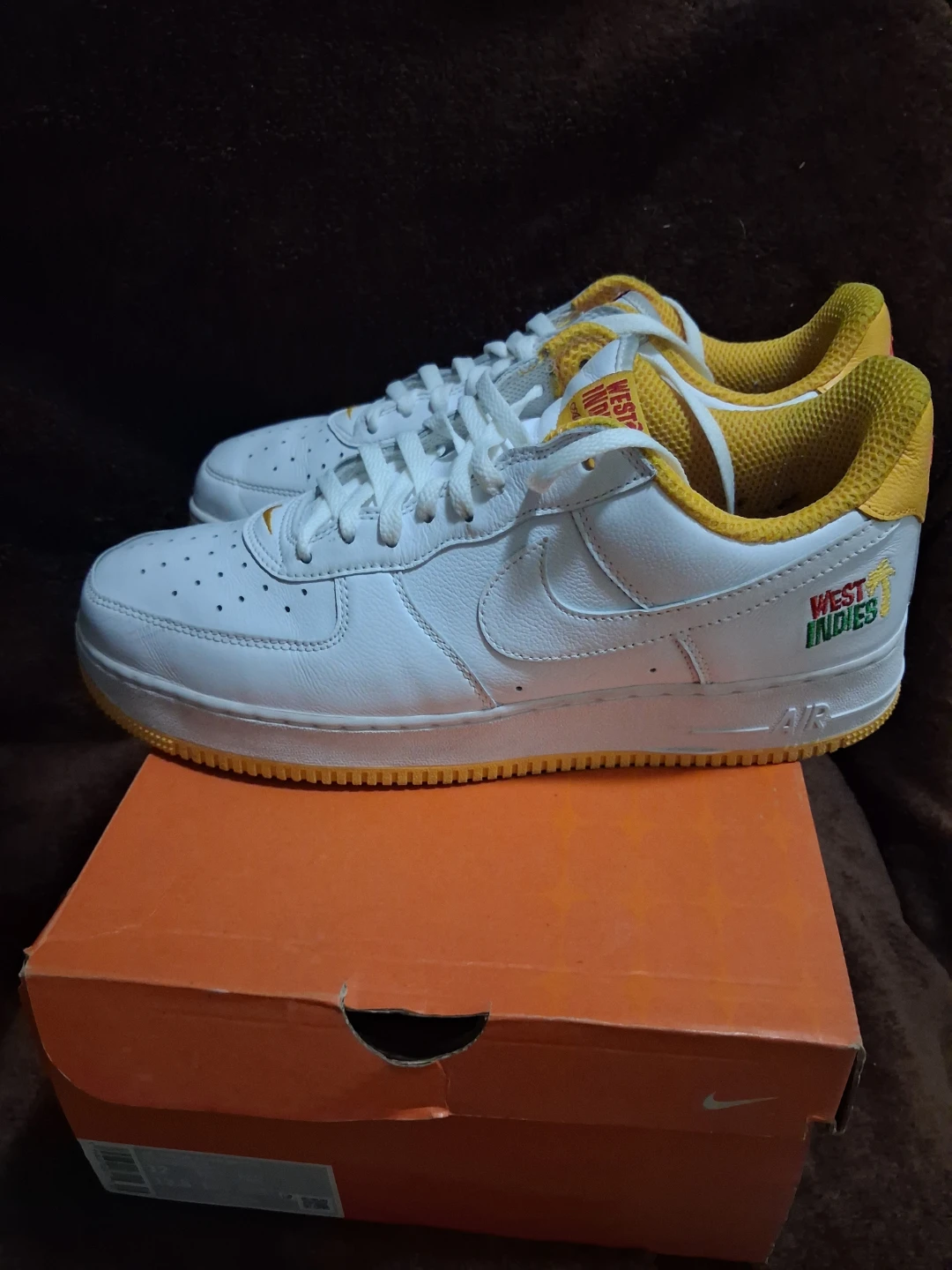 Nike air force 1 low west indies size 12