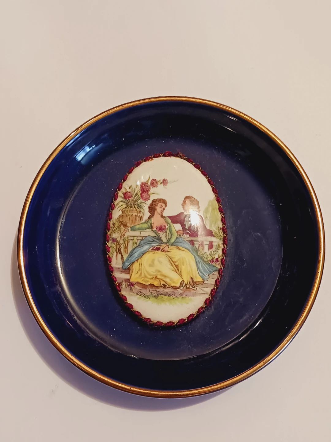 Fuhrmann Neuchatel Decorative Miniature Trinket
