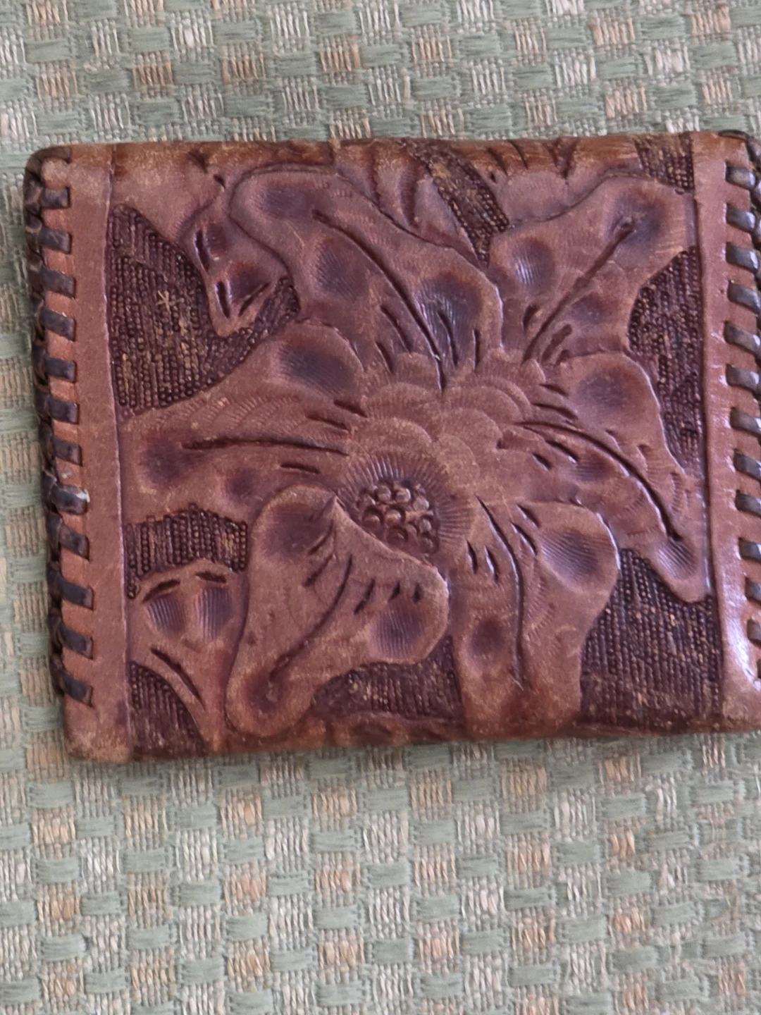 Vintage hand tooled Leather Coin Purse with Floral Embossing - photo 2