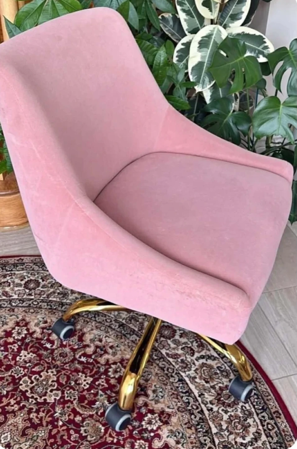 Pink Velvet Office Swivel Chair