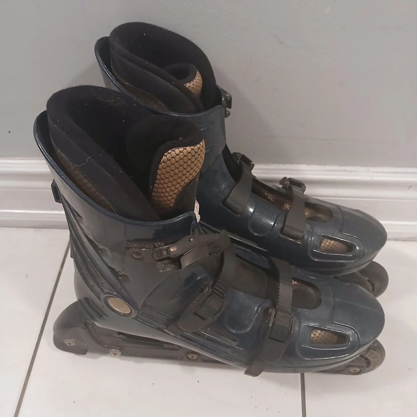 Stealth Inline Skates