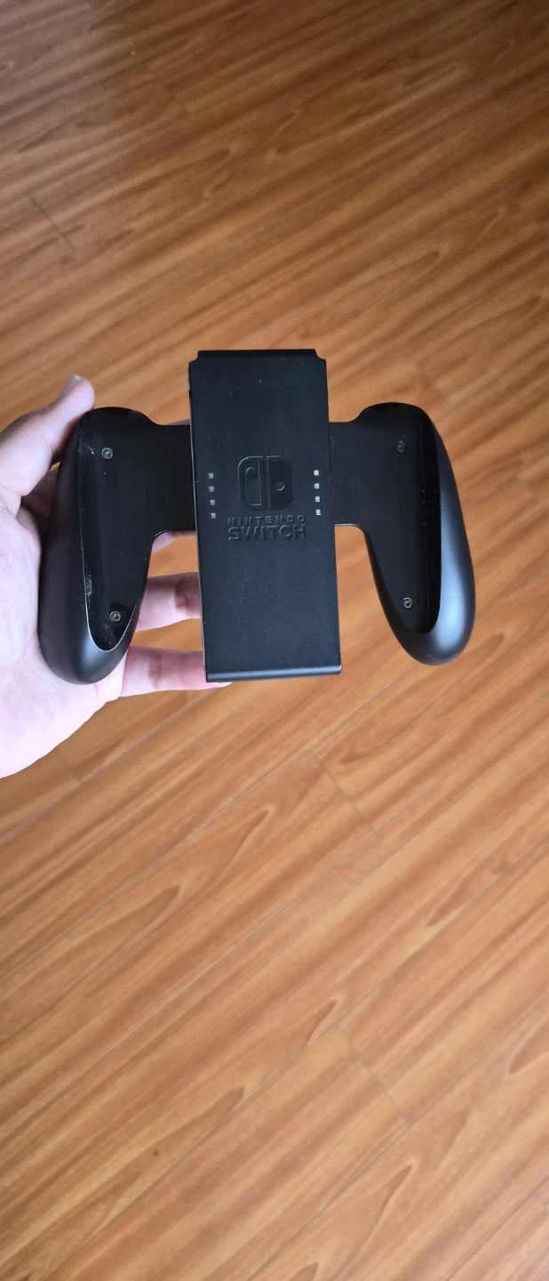 NINTENDO SWITCH OLED - photo 5