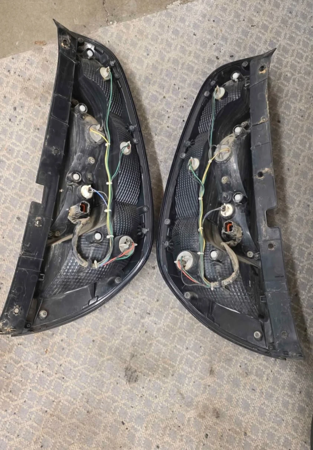 Kia Soul Tail Lights - Left & Right Pair Rear - photo 2